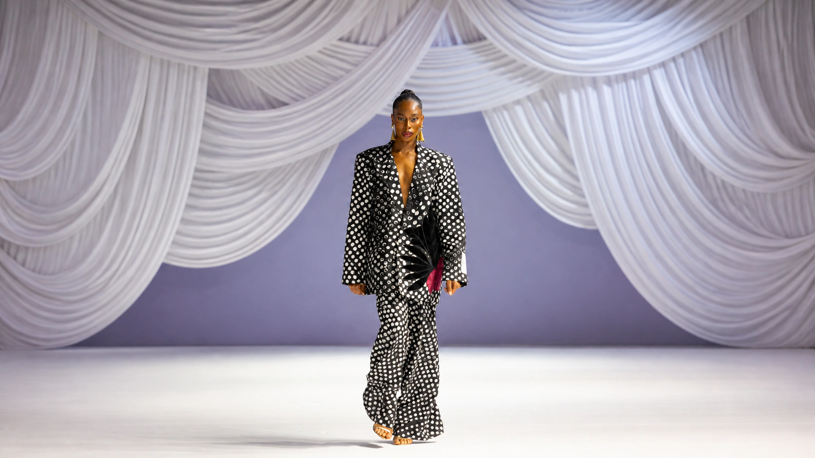 Lanre Da Silva graphic dot tailored runway look