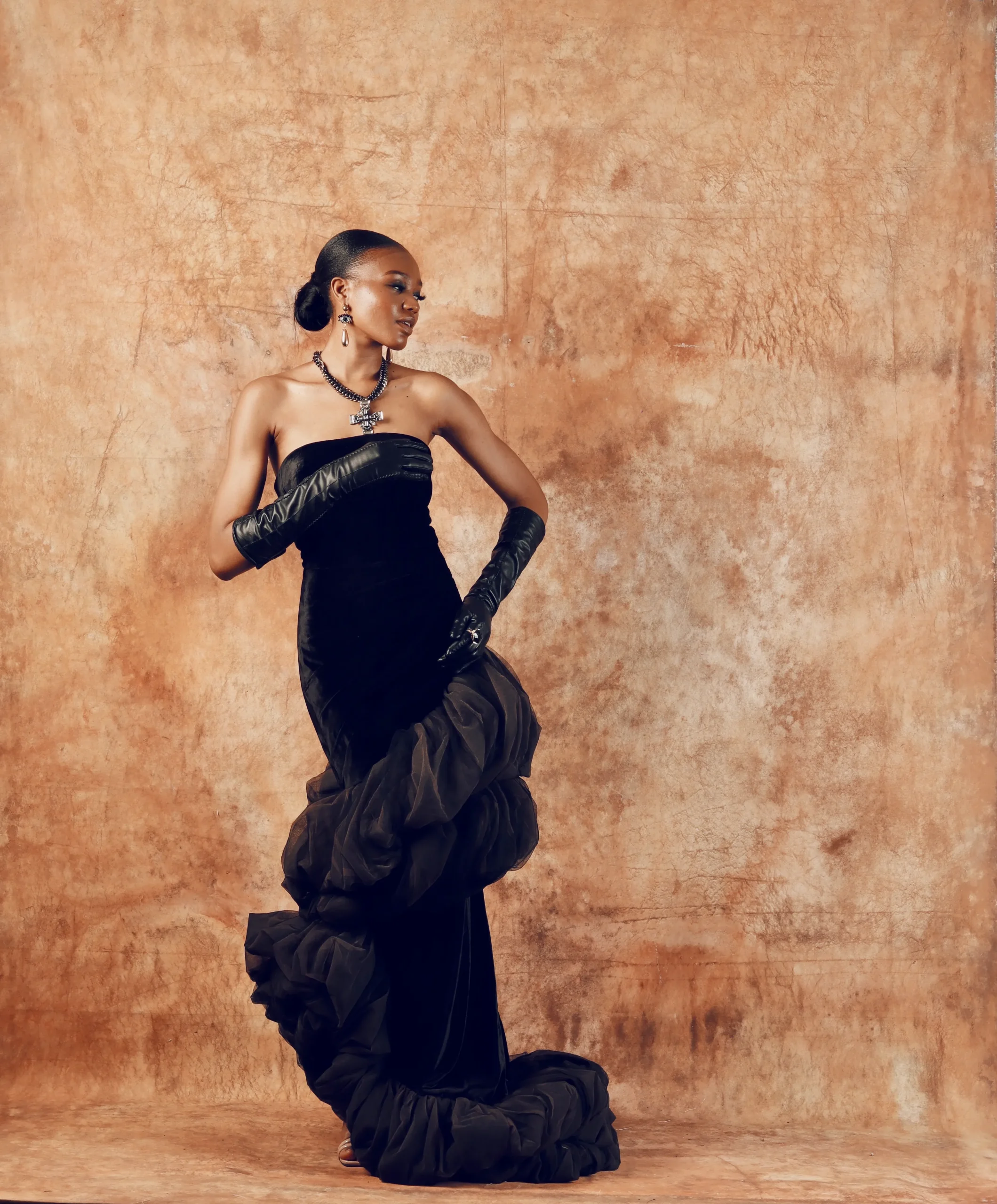 ney black strapless mermaid gown